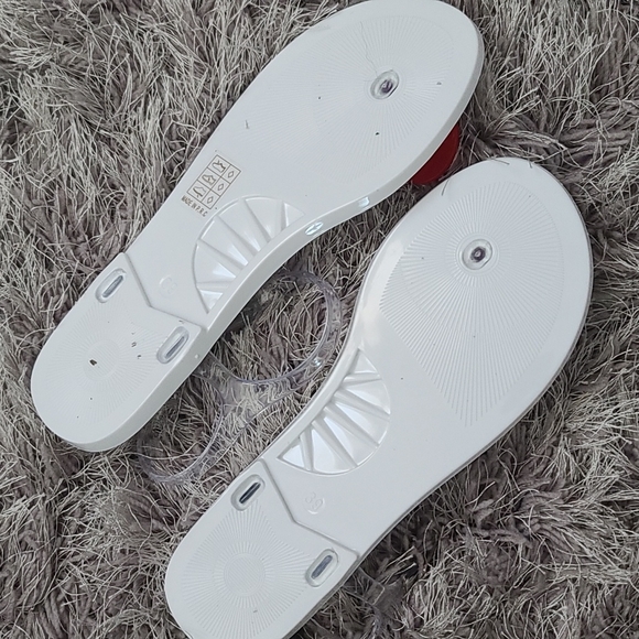 Beach sandals - Picture 3 of 4